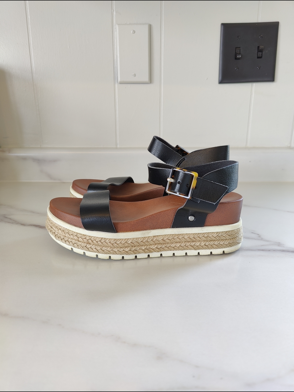 Roolee Mia Platform Sandal - Picture 2 of 7